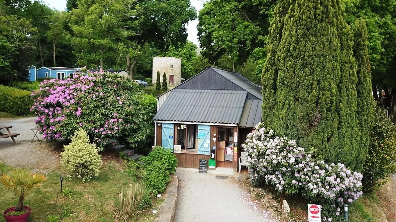 Camping Le Balcon De La Baie Saint-Marcan 3*,  Francja