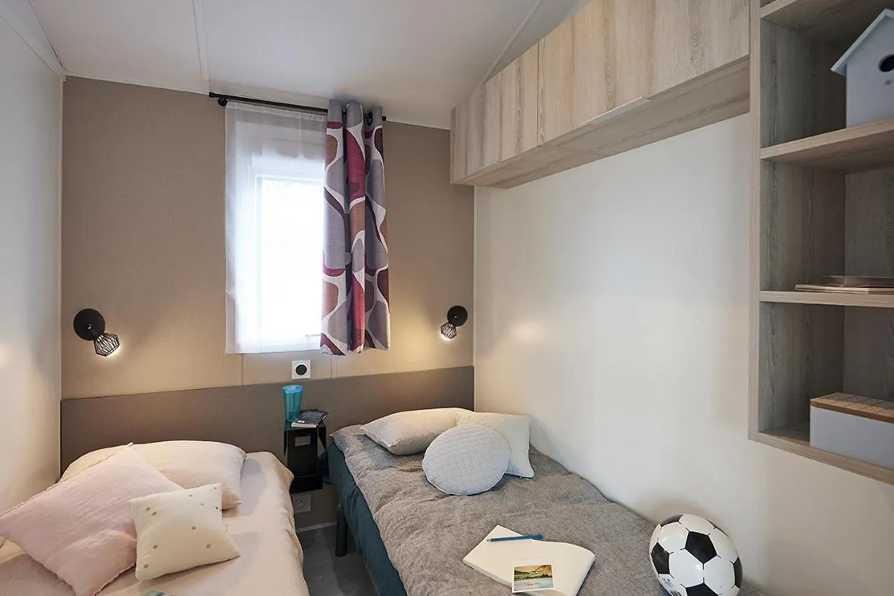*** Kemping Camping Le Balcon De La Baie Saint-Marcan Francja