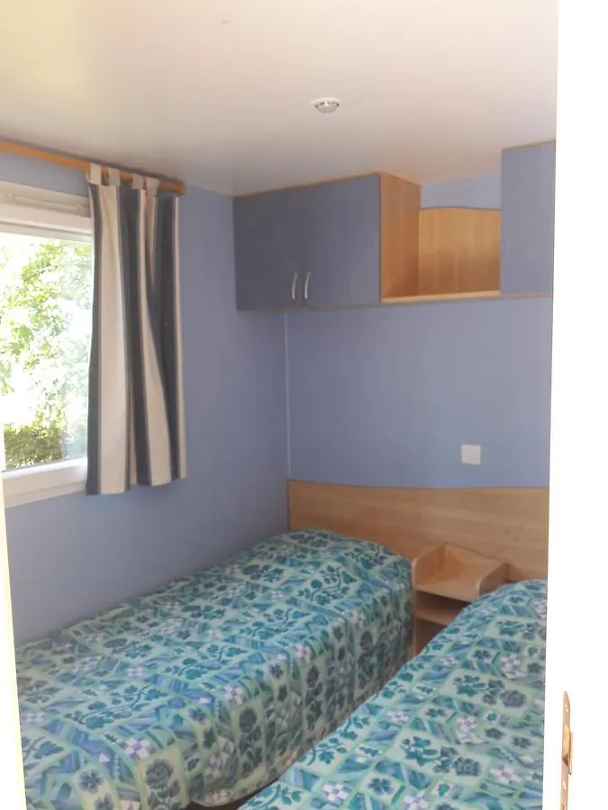 Camping Le Balcon De La Baie Saint-Marcan 3*,  Francja